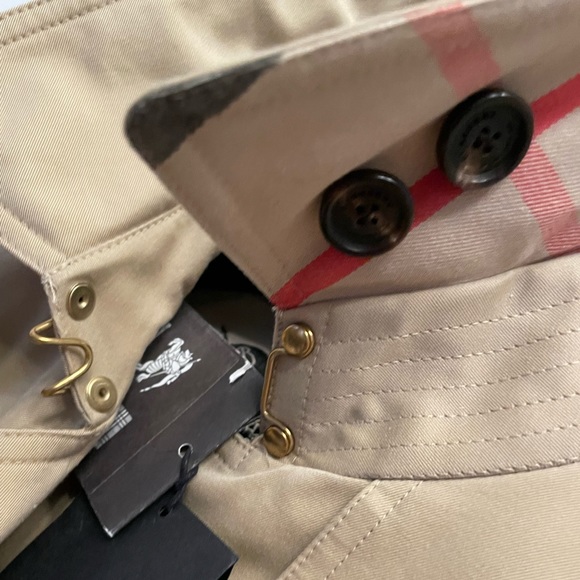 The Kensington long Burberry Trench coat In Honey NWT US sz 00 - Picture 9 of 12